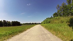 Obrázek z trasy České Budějovice - Hluboká nad Vltavou - cyklostezka po pravém břehu Vltavy