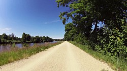 Obrázek z trasy České Budějovice - Hluboká nad Vltavou - cyklostezka po pravém břehu Vltavy