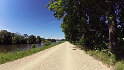 Obrázek z trasy České Budějovice - Hluboká nad Vltavou - cyklostezka po pravém břehu Vltavy