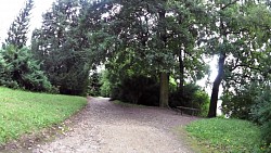 Obrázek z trasy Nordic walking po zámeckém parku v Hluboké nad Vltavou