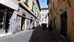 Imagen de ruta Camino por Ascoli Piceno lleno de historía