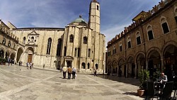 Imagen de ruta Camino por Ascoli Piceno lleno de historía