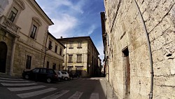 Imagen de ruta Camino por Ascoli Piceno lleno de historía