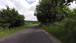 Bilder aus der Strecke Džbánsko –  Landschaft des goldenen Kalksteins