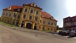 Obrázek z trasy Londýn, Paříž, Nový York - za pár hodin na kole.