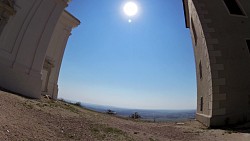 Bilder aus der Strecke Mikulov – Spaziergang durch den historischen Dorfplatz zum Heiligen Berg