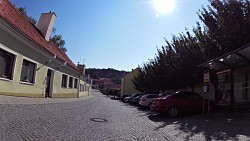 Bilder aus der Strecke Mikulov – Spaziergang durch den historischen Dorfplatz zum Heiligen Berg