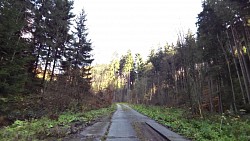 Obrázek z trasy Údolím Skuhrovského potoka