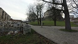 Obrazek z trasy Trenczyn – spacer od Stadionu Zimowego przez centrum do zamku