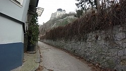 Obrazek z trasy Trenczyn – spacer od Stadionu Zimowego przez centrum do zamku