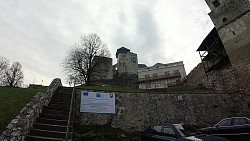 Obrázek z trasy Trenčín - procházka od zimního stadionu přes centrum až na hrad.