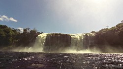 Imagen de ruta Un viaje a la cascada Salto El Sapo en el Parque Nacional Canaima