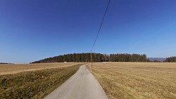 Obrázek z trasy Boletice race - závod horských kol 68km