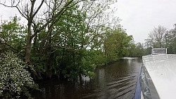 Obrázek z trasy Otterndorfem od radnice k nástupišti a po lodi k deltě Labe