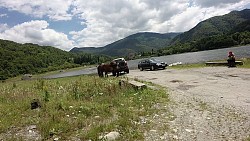 Obrázek z trasy Off-roadové přebrodění zatopené cesty u jezera Poiana Marului