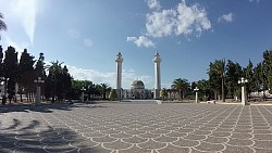 Obrázek z trasy Monastir - k bráně mauzolea Habiba Bourguiba