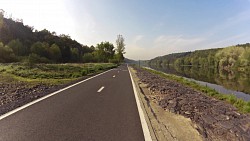 Obrázek z trasy Podél Vltavy ze Stromovky do Roztok a zpět
