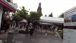 Obrázek z trasy Bangkok, po řece k chrámu Wat Arun