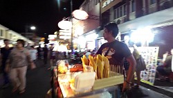 Obrázek z trasy Khao San Road v noci, Bangkok