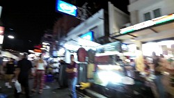 Obrázek z trasy Khao San Road v noci, Bangkok