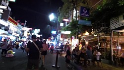 Obrázek z trasy Khao San Road v noci, Bangkok