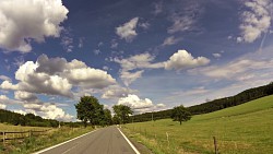 Obrázek z trasy Po Greenway  do Slavonic a na magický Montserrat